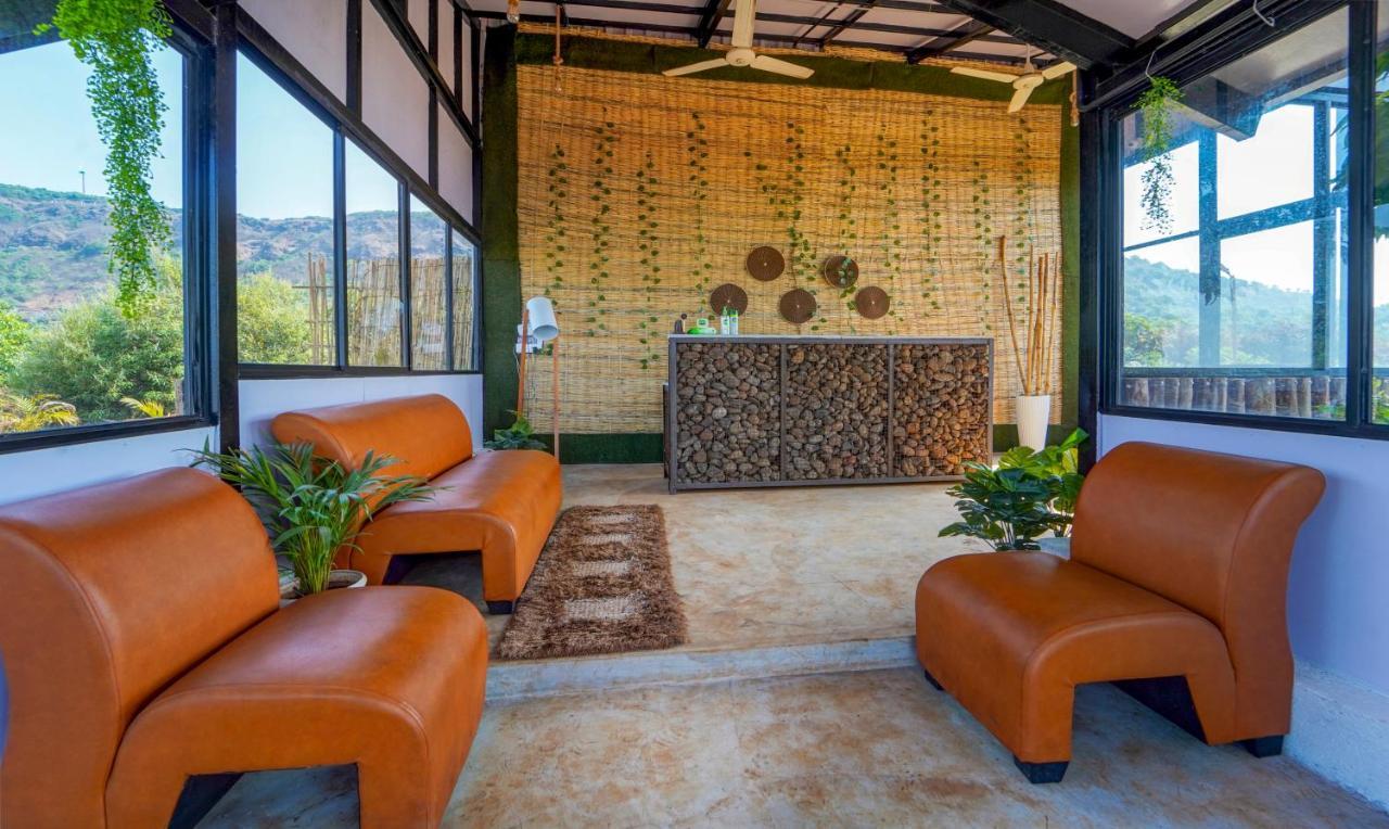 Vee Resort- The Of Royals Hotel 3*