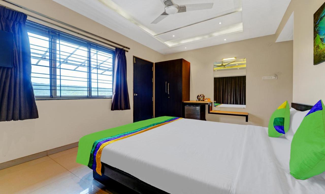 Hotel Treebo Trend Strawberry Venna