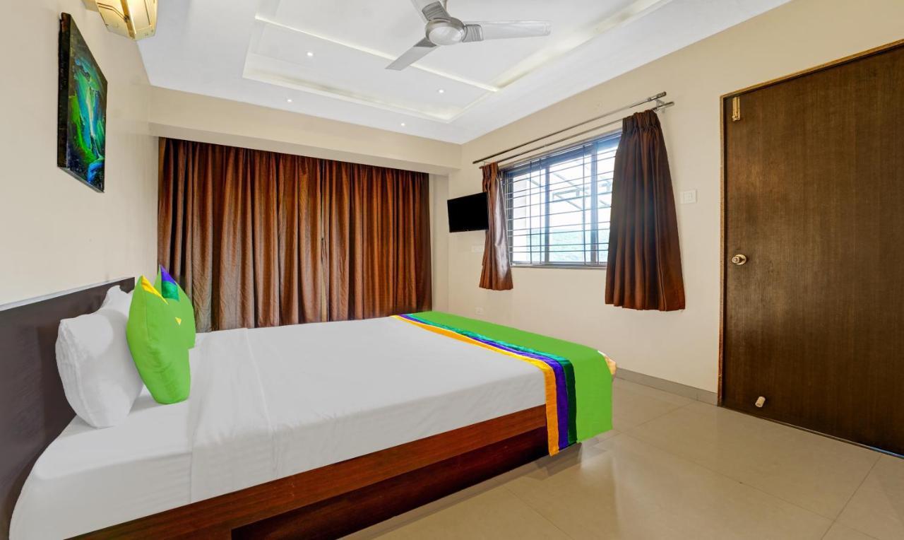 Hotel Treebo Trend Strawberry Venna 3*