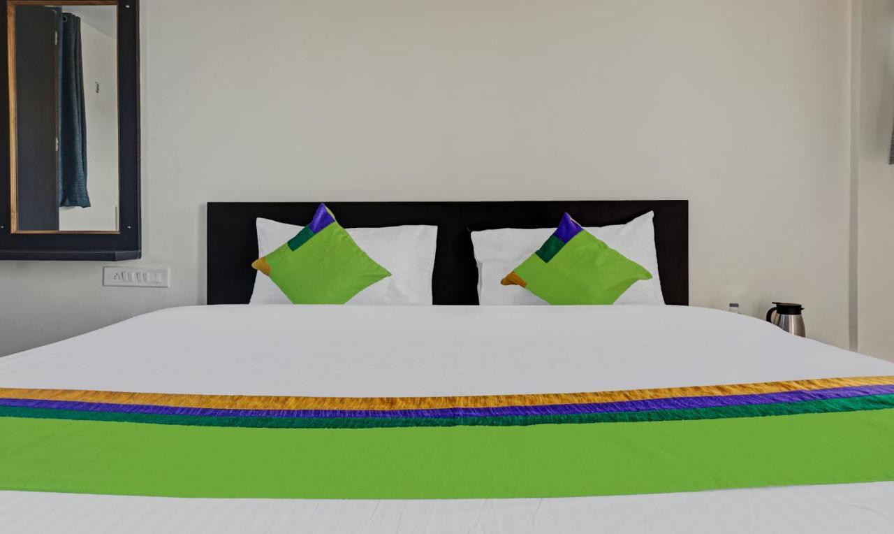 Treebo Blooms & Berries Agro Tourism Hotel 3*