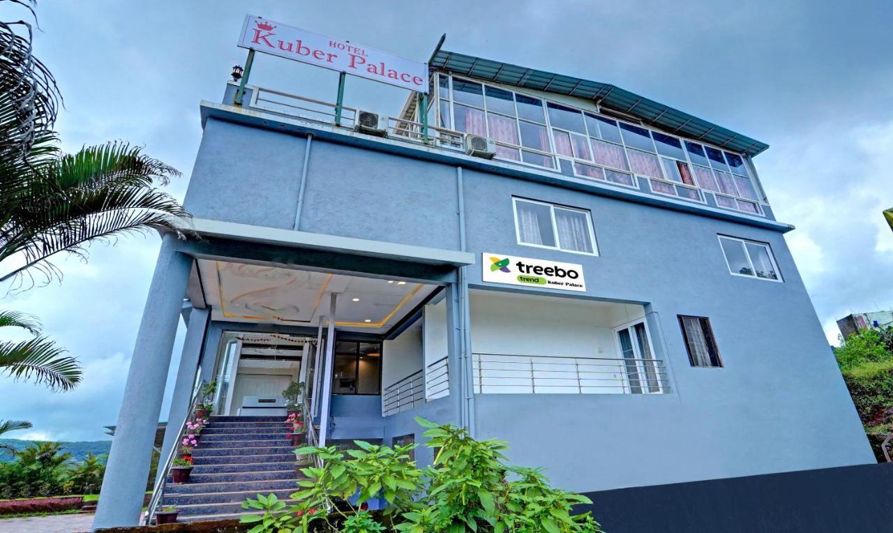 Treebo Kuber Palace With Swimming Pool Hotel 3*