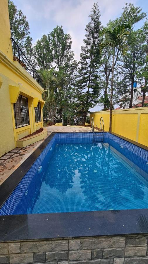 Villa Marigold With Swimming Pool *