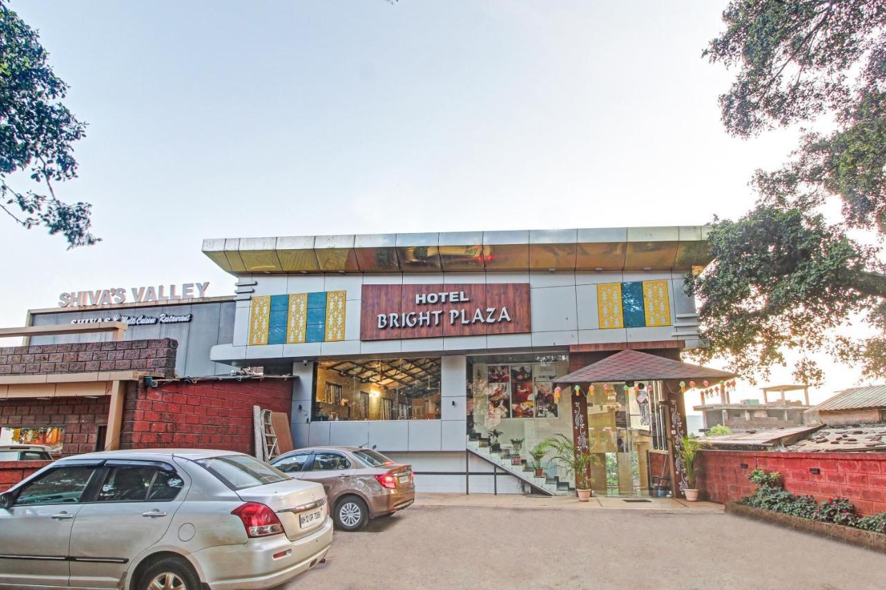 Oyo Townhouse 701 Bright Plaza