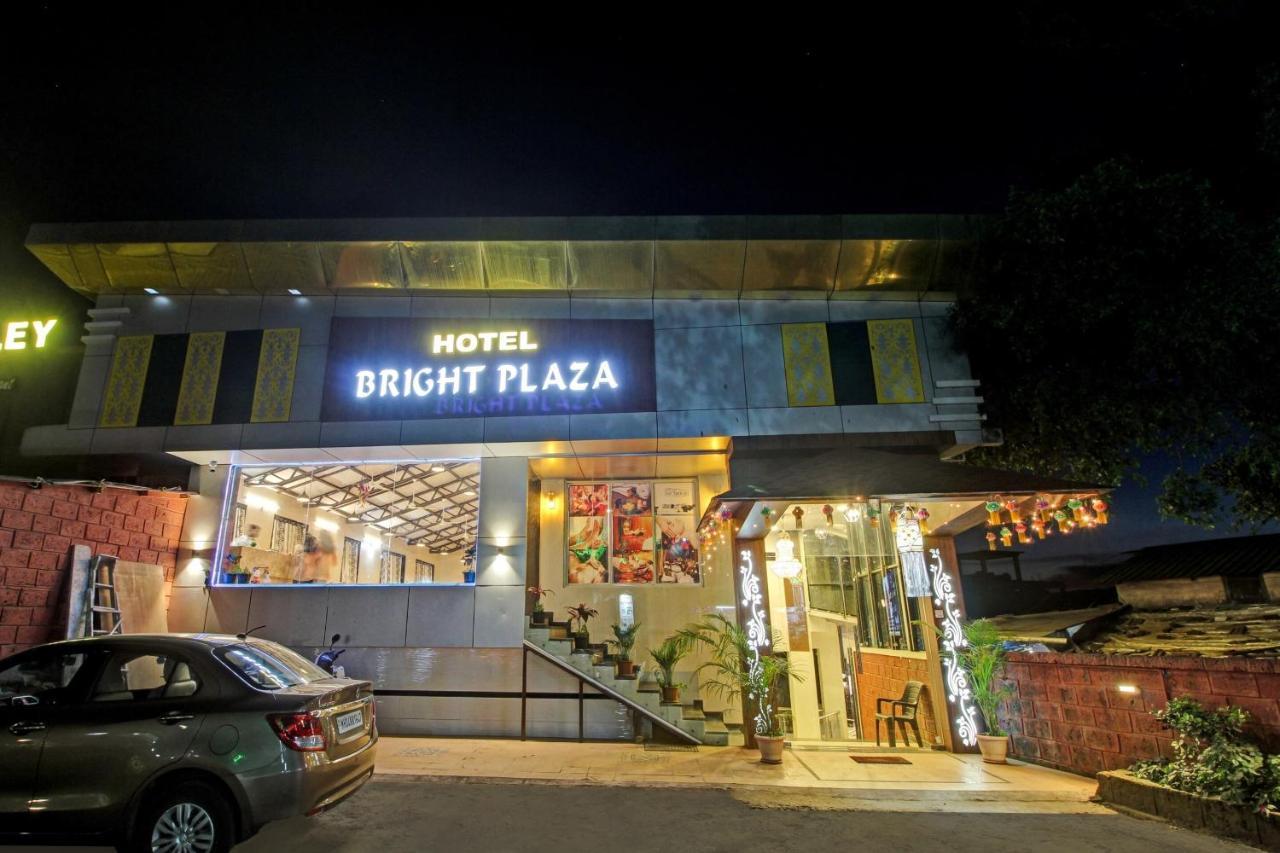 Hotel Oyo Townhouse 701 Bright Plaza 3*