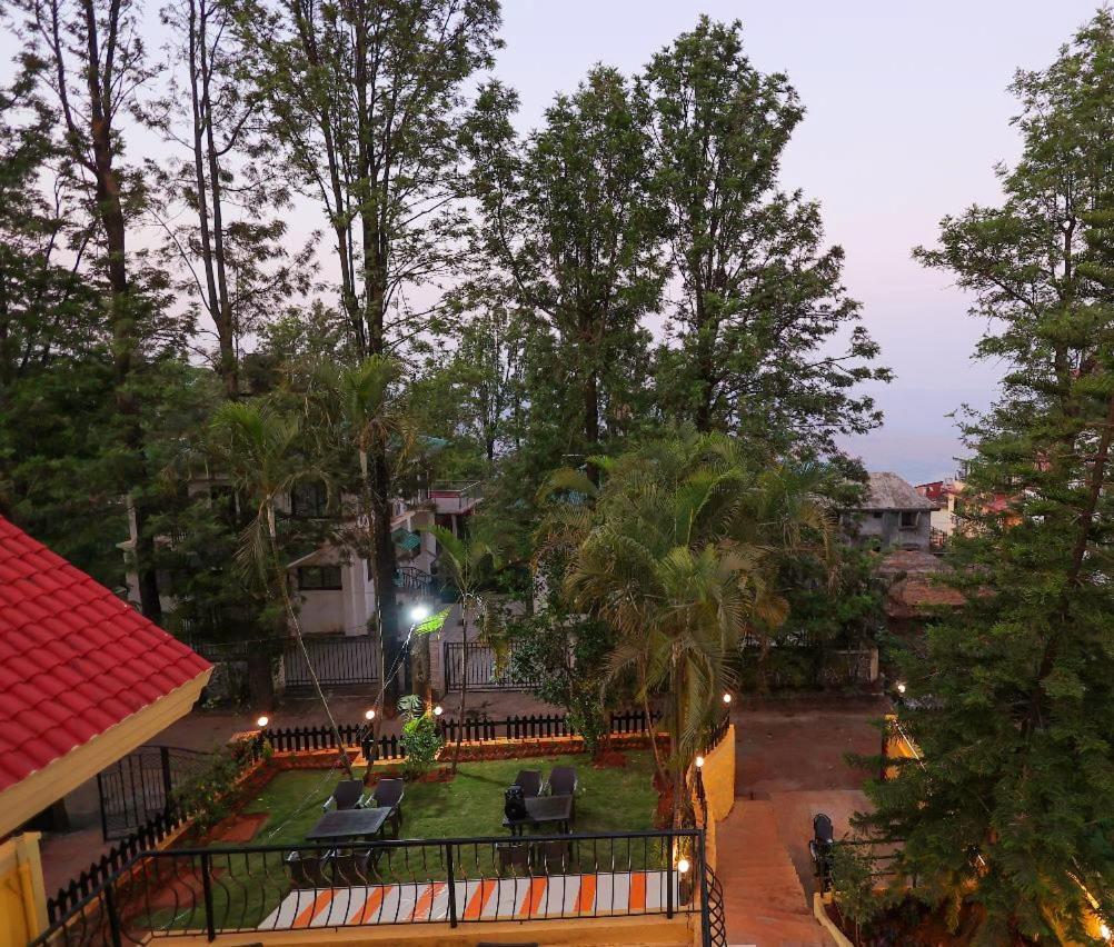 Marigold With Swimming Pool Villa *