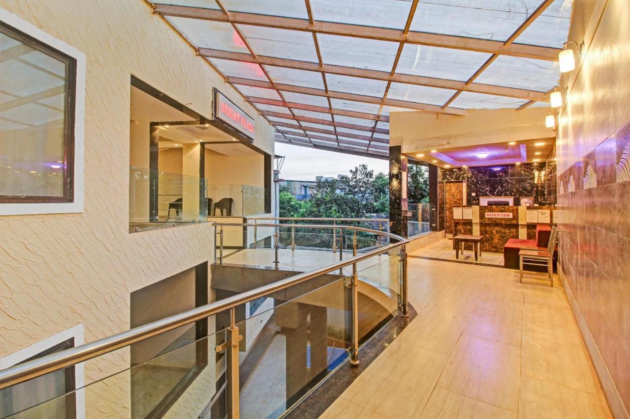 Oyo Townhouse 701 Bright Plaza Hotel
