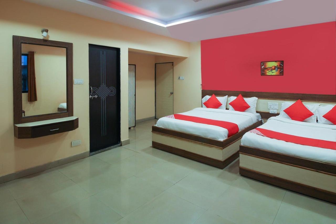 Hotel Oyo Nobel Executive 3*