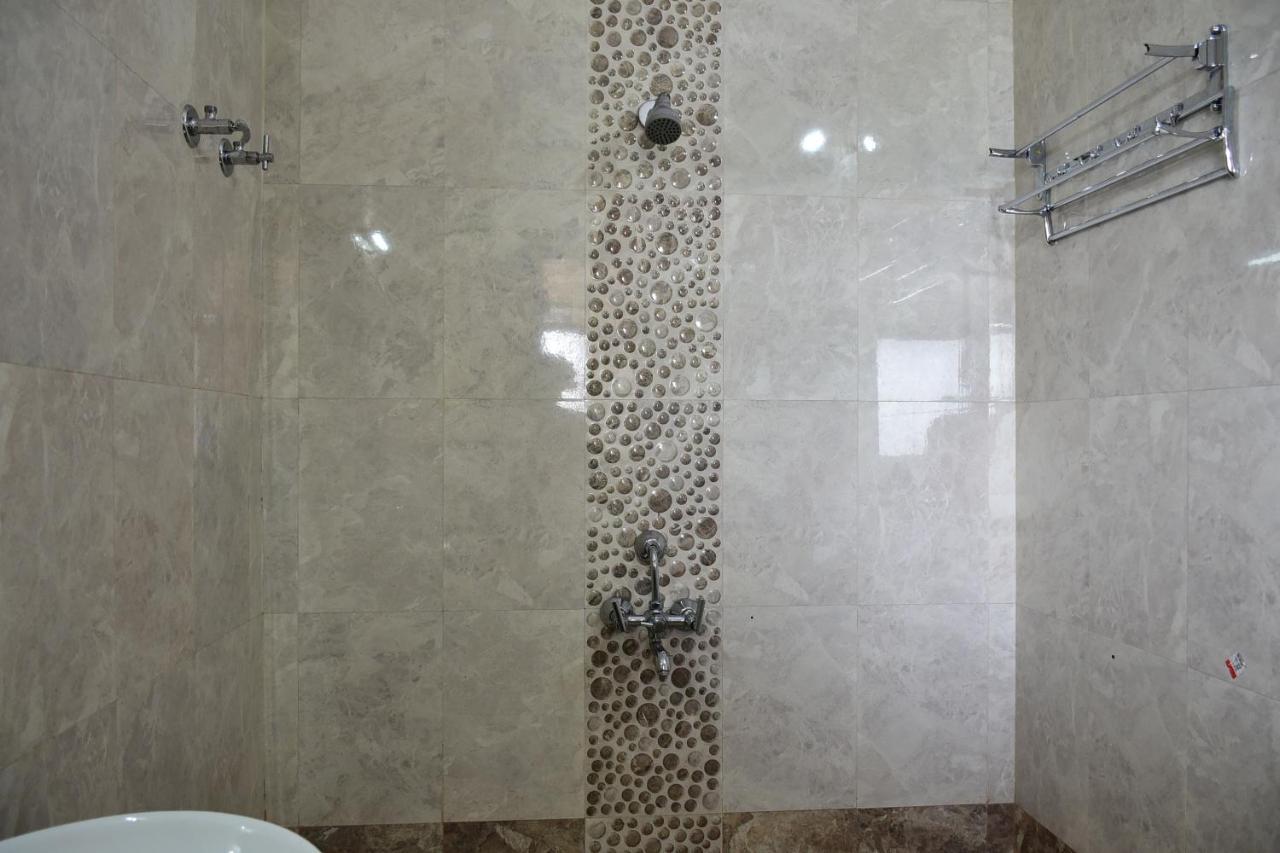 Gugal Residency Hotel 3*
