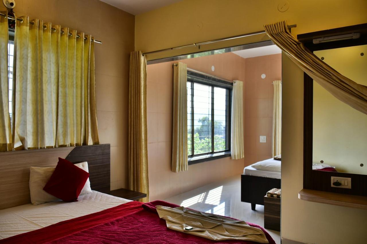 Gugal Residency 3*