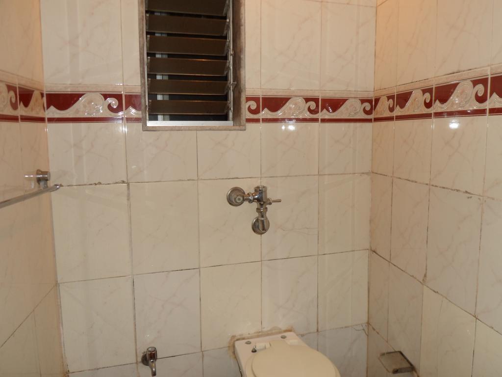 Inter Plaza Hotel 2*