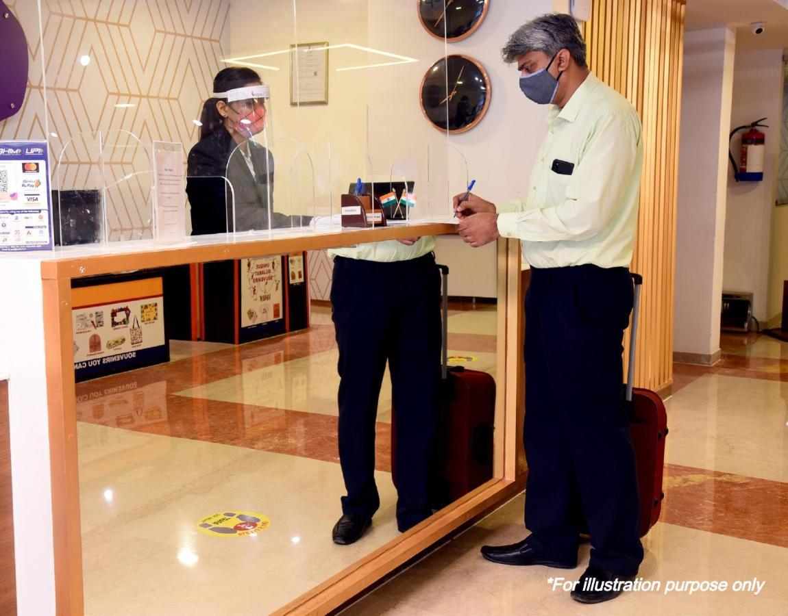 Oyo Nobel Executive Hotel 3*