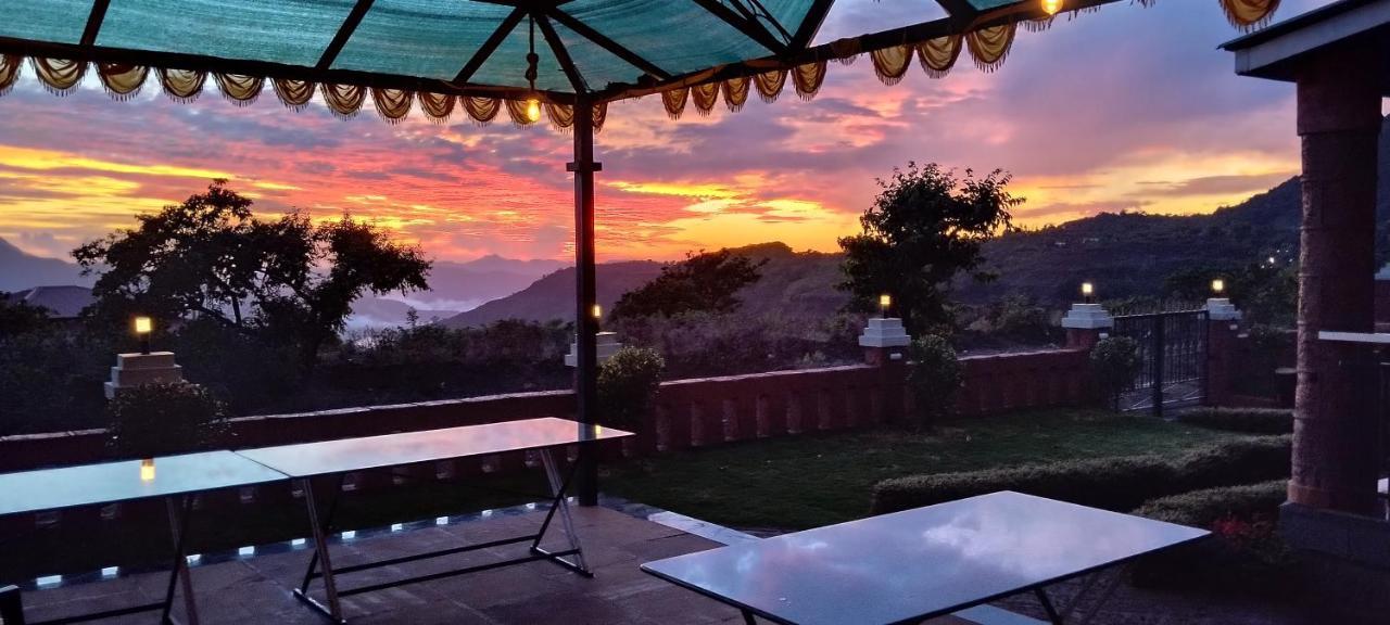 Sara Green Valley Farm * Mahabaleshwar