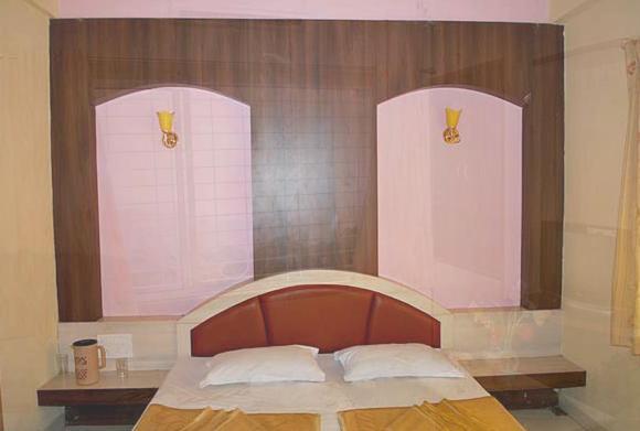Shantis Sonai Hotel Mahabaleshwar