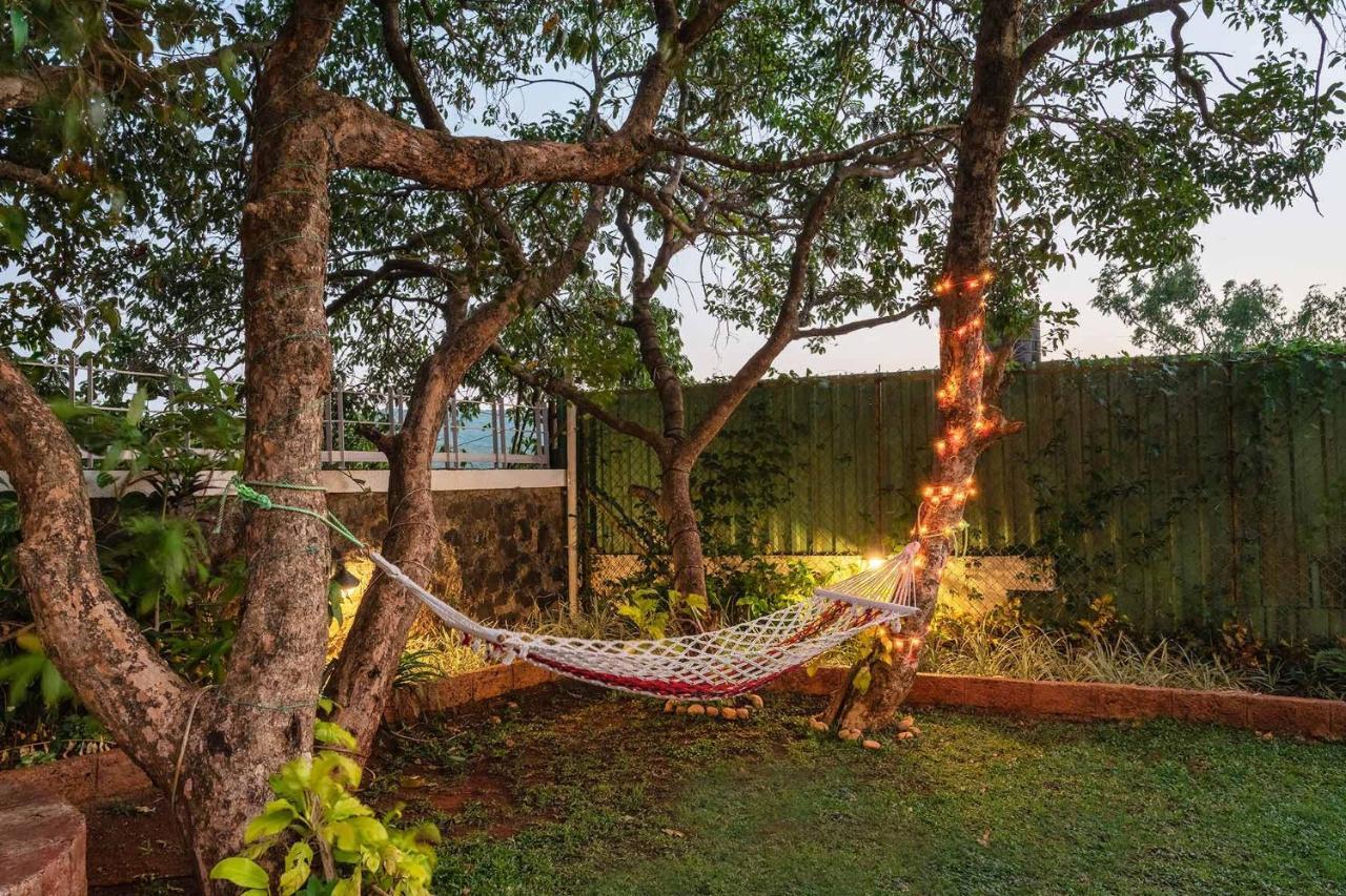 Stayvista's Emilia - Terrace With Deck, Outdoor Jacuzzi, Indoor Activities, Garden, And Gym Villa Mahabaleshwar