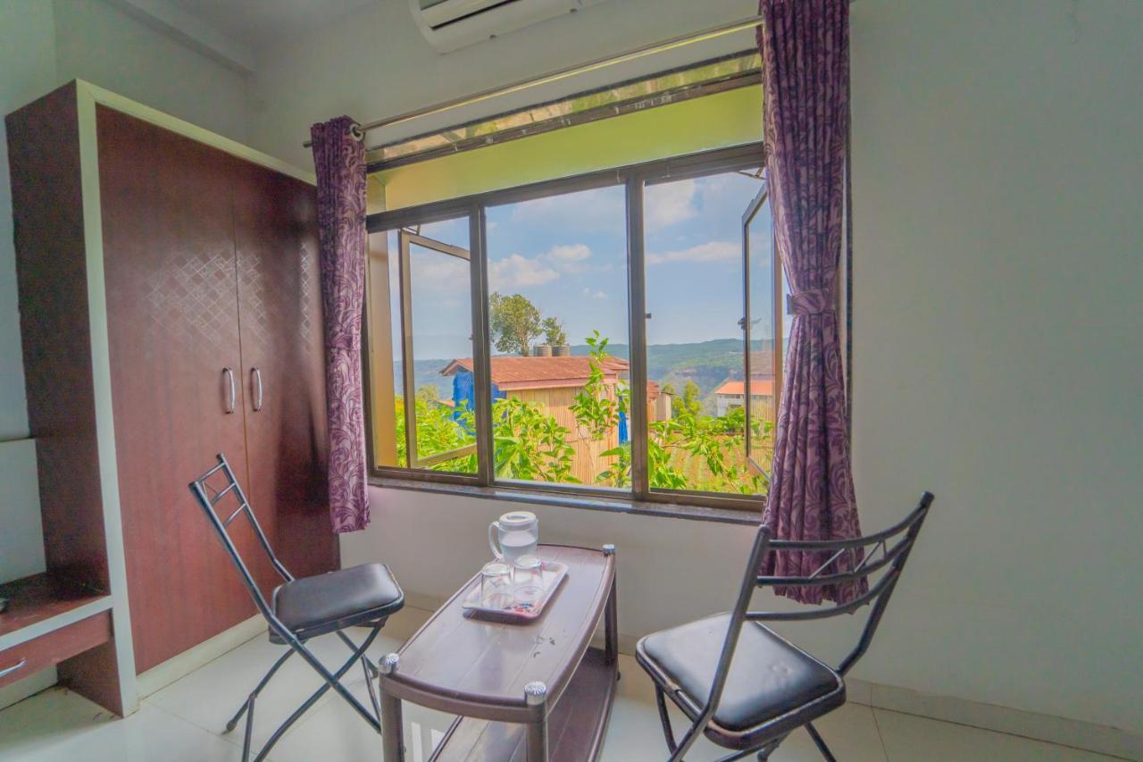 Hotel Veggies Residency & Pure Veg Restaurant 2*