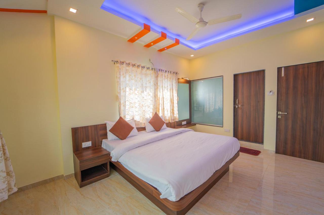 Veggies Residency & Pure Veg Restaurant Mahabaleshwar