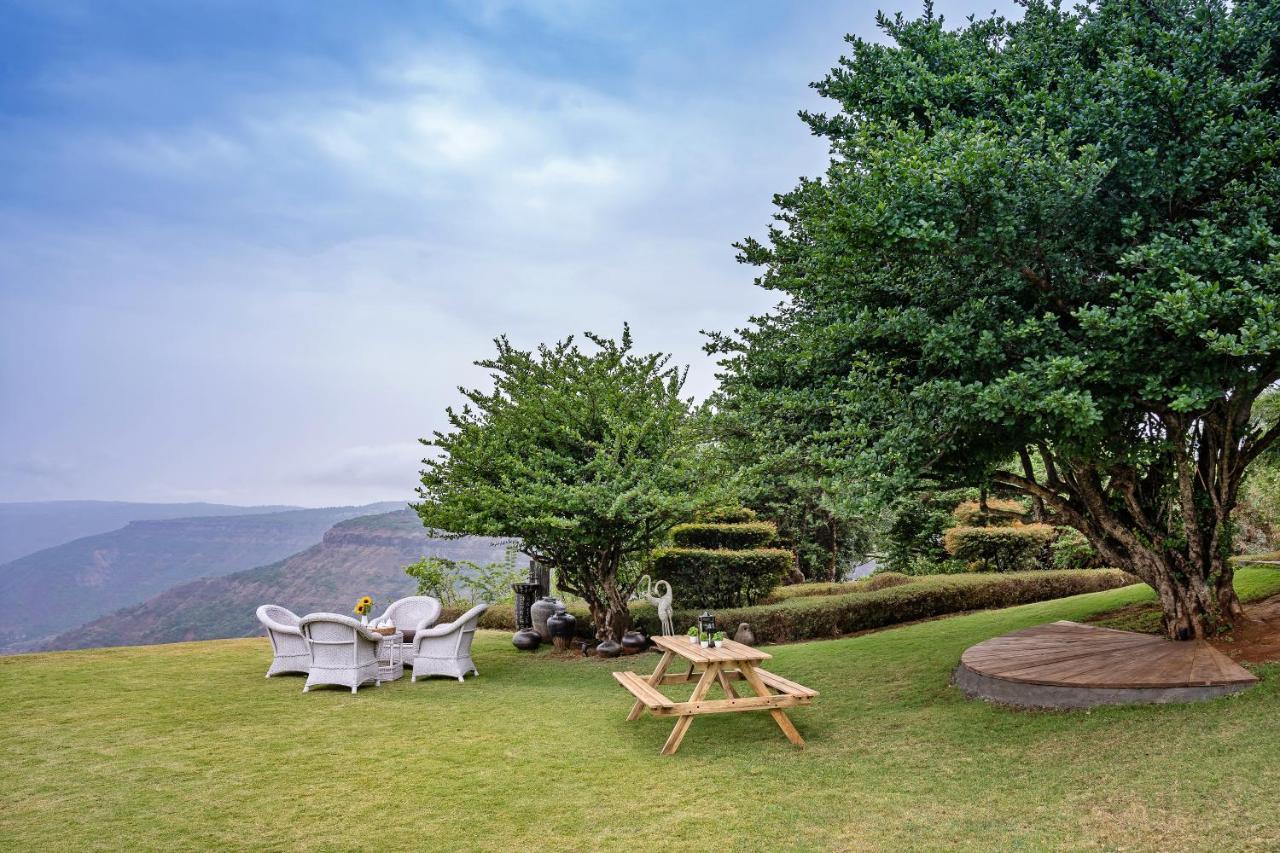Lohonostays Gold Mist Mahabaleshwar
