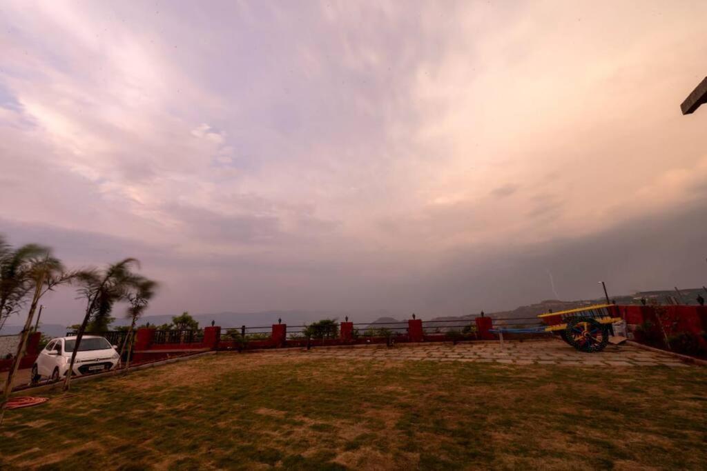 Villa Sunrise 4 Bhk With Infinity View