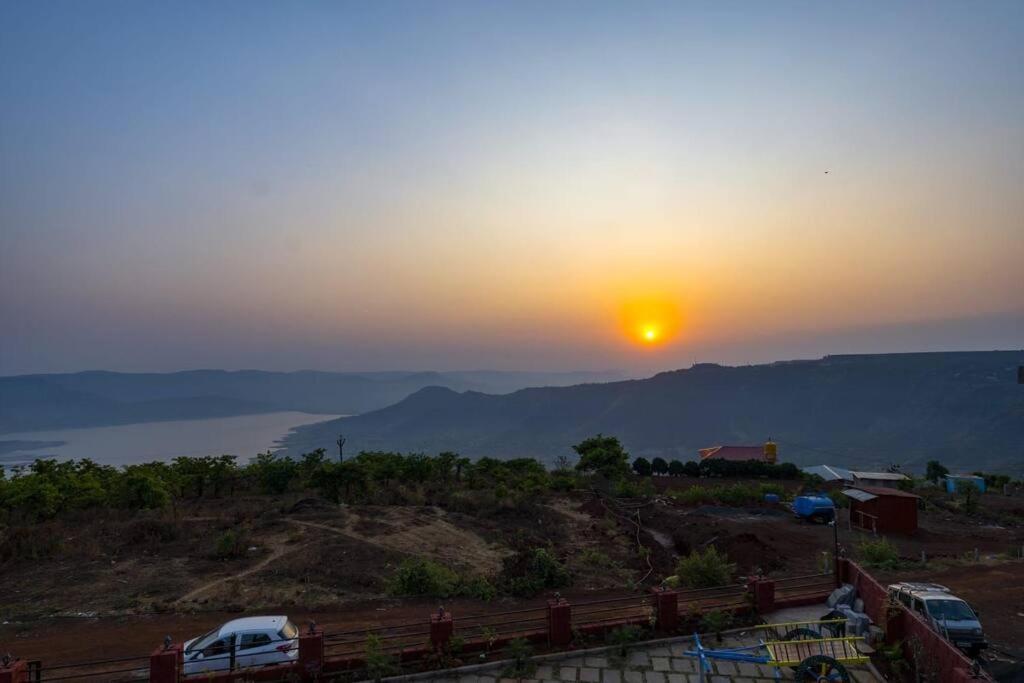 Sunrise 4 Bhk With Infinity View * Mahabaleshwar