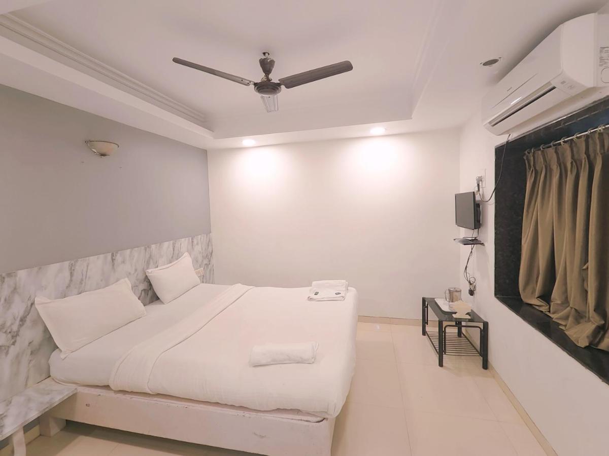 Vrs Satkar Hotel 2*