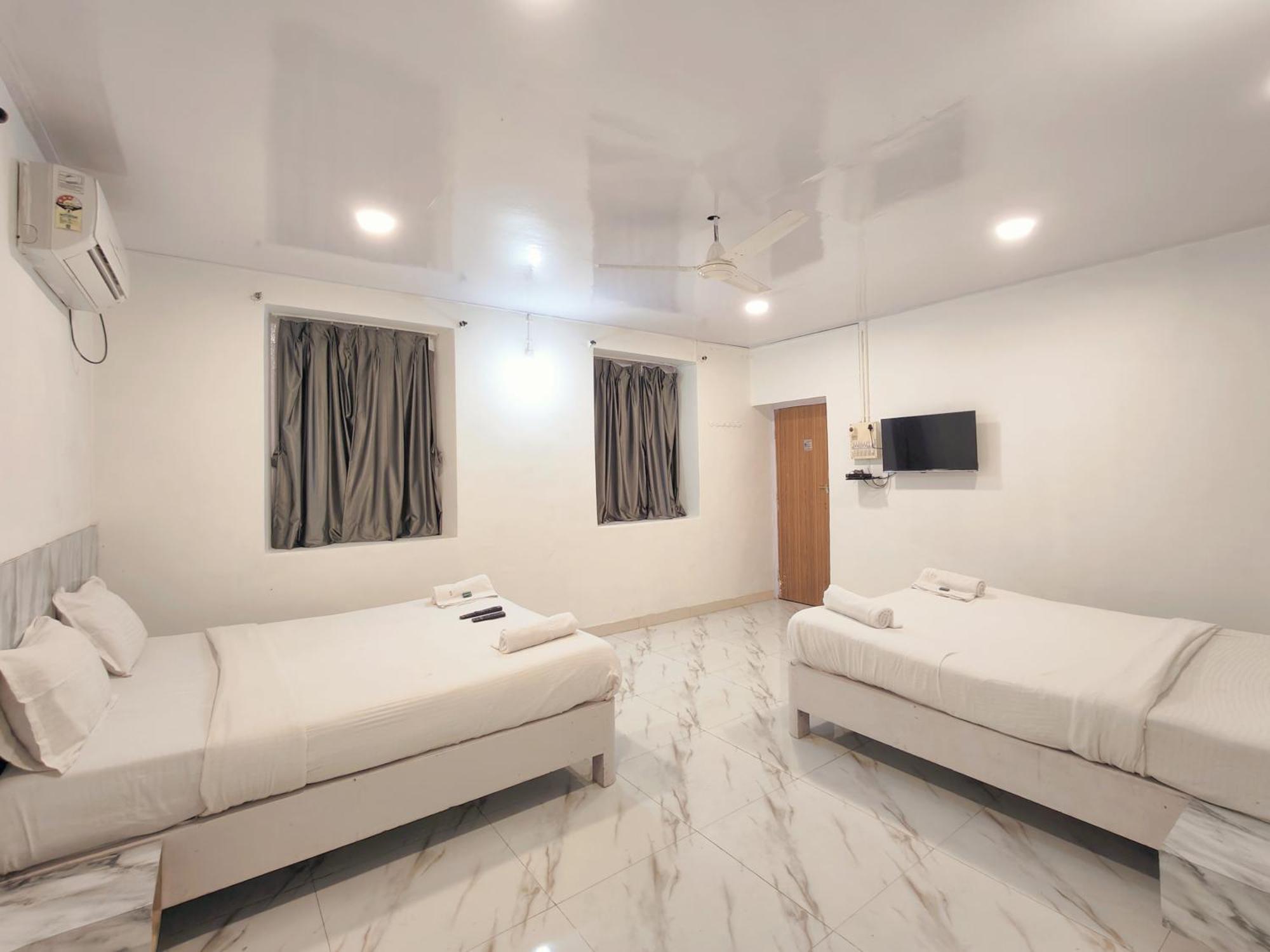 Vrs Satkar Hotel Mahabaleshwar