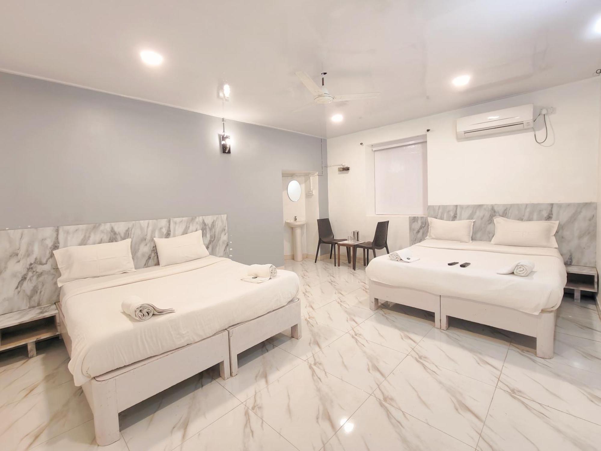 Hotel Vrs Satkar