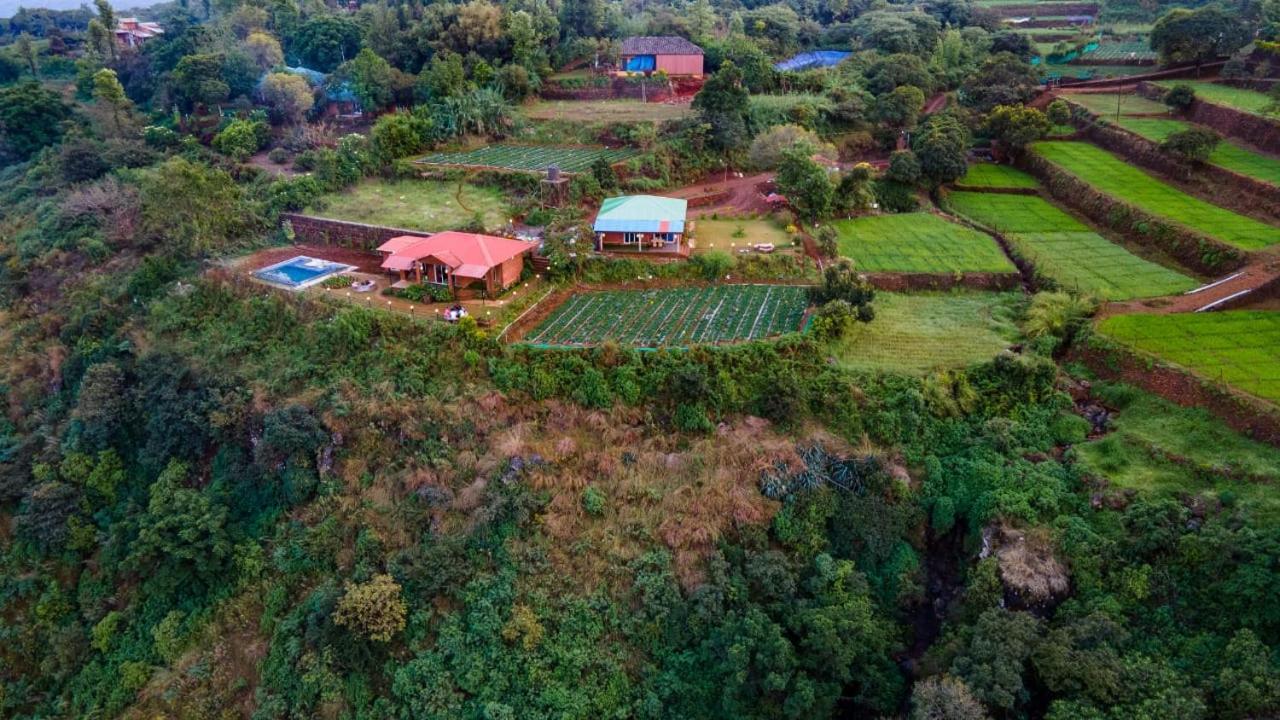 Lifeline - Miracle 5bhk Infinity Pool With Breathtaking Valley View And Huge Lawn Area Mahabaleshwar