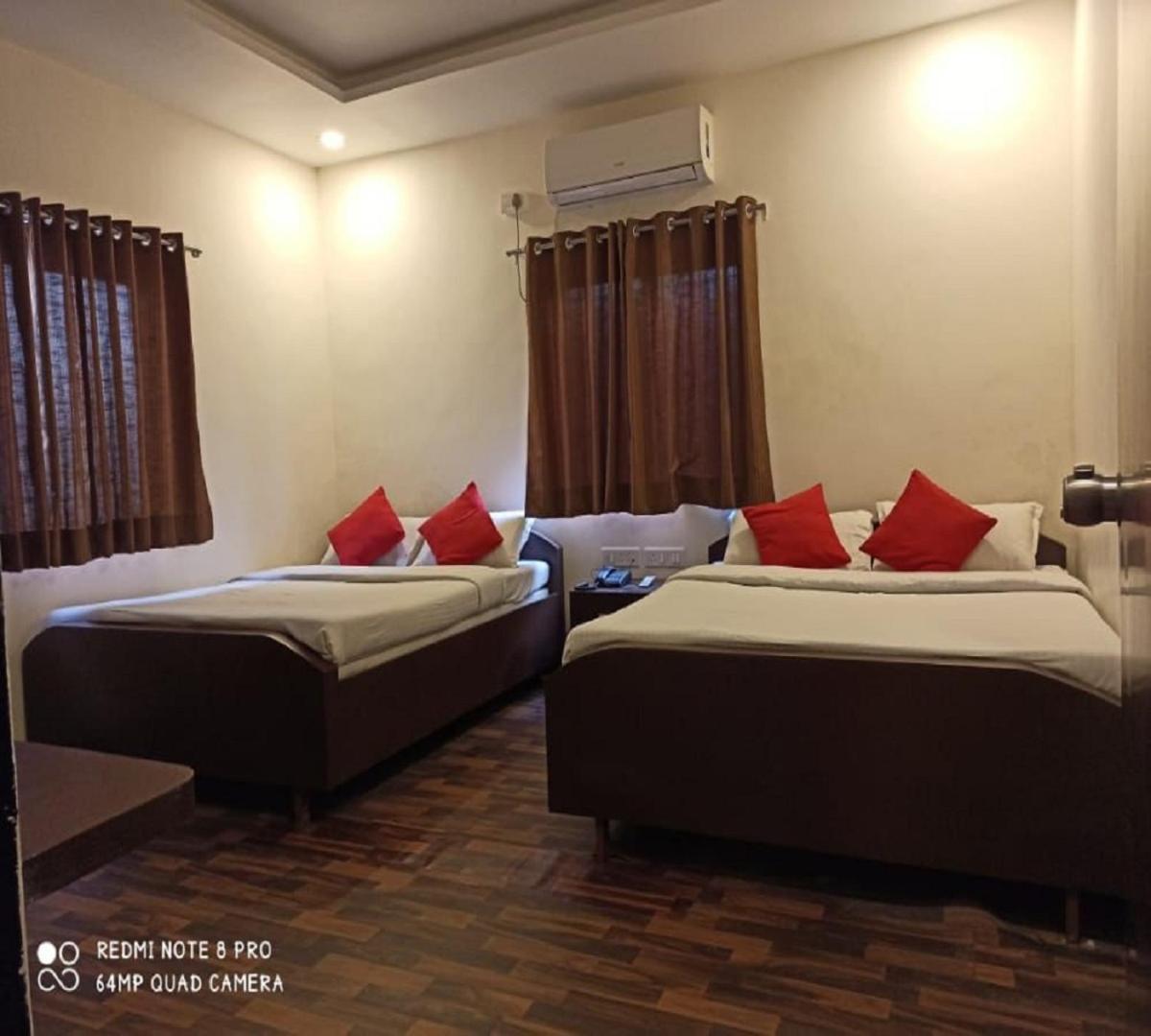 Baba Ramdev Lodging And Veg Restaurant 3* Mahabaleshwar