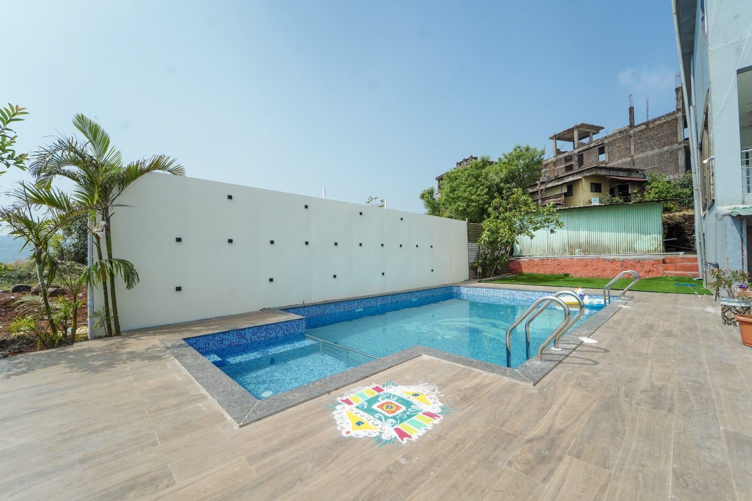 Treebo Kuber Palace With Swimming Pool Hotel 3*