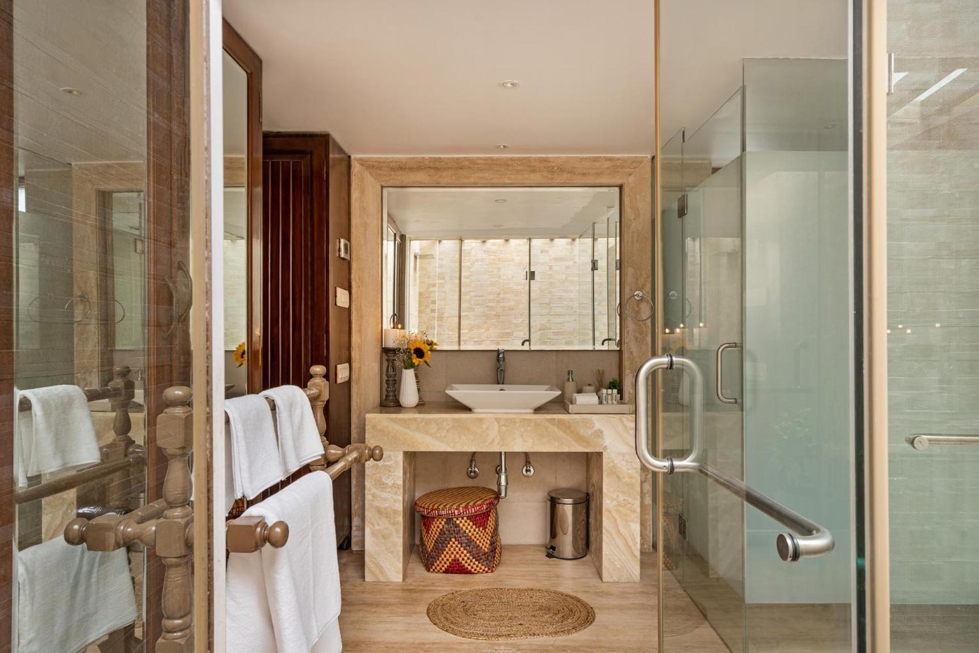 Lohonostays Gold Mist * Mahabaleshwar