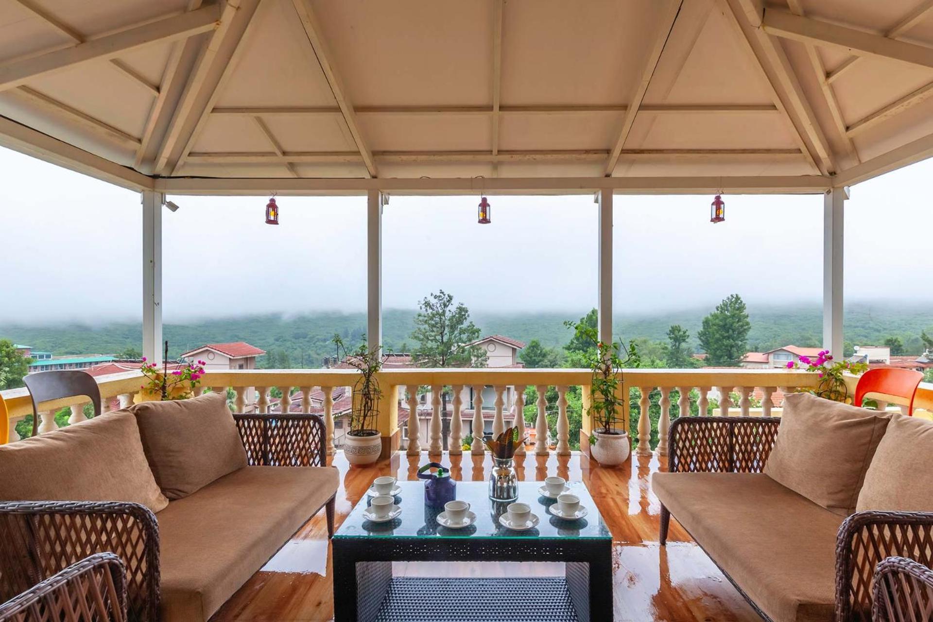 Stayvista's Serenity Hills: Luxe Retreat With Valley Views And Pool *