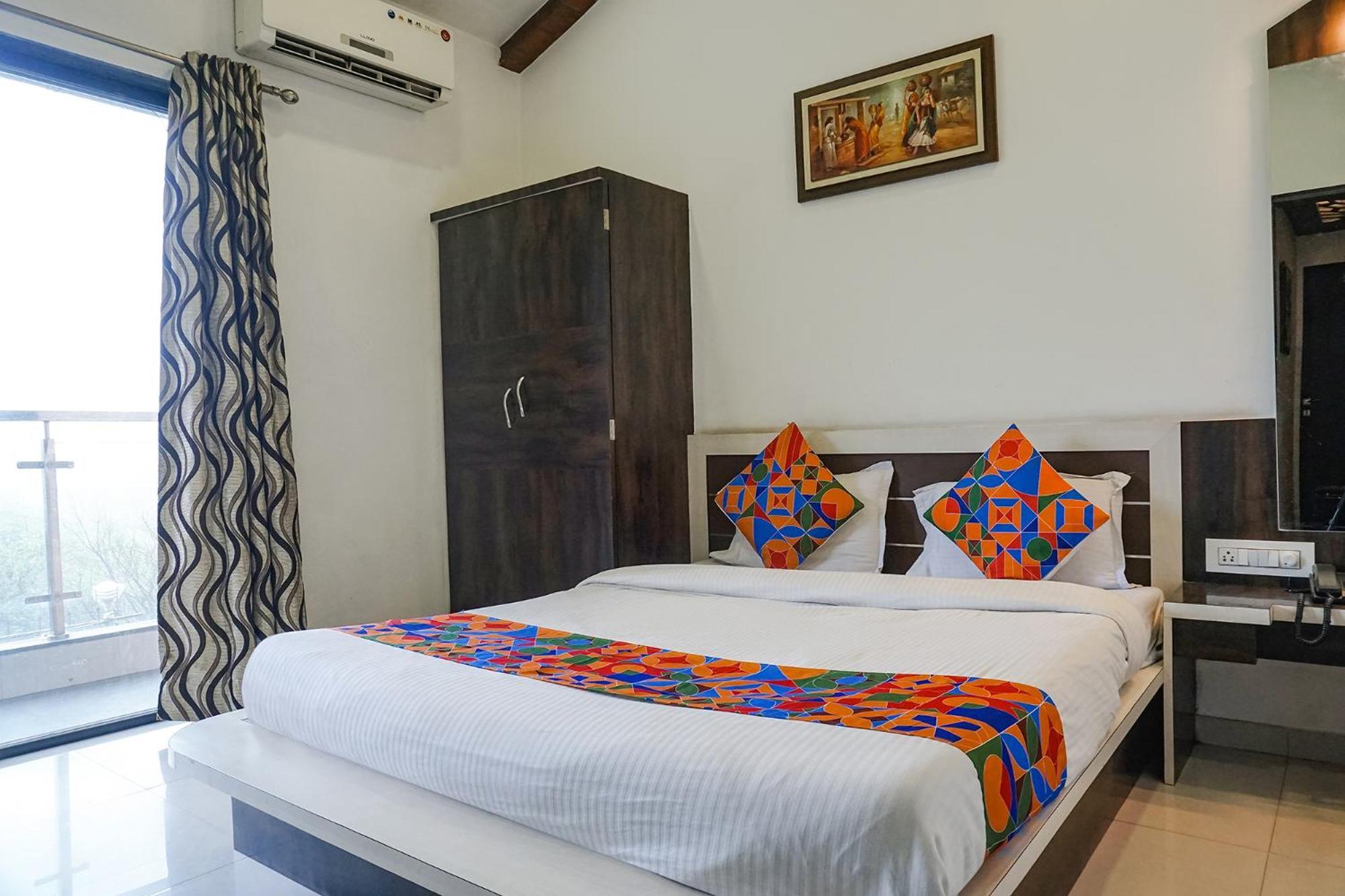 Fabhotel Prime Meera Vatika - Nr Veena Lake 3* Mahabaleshwar