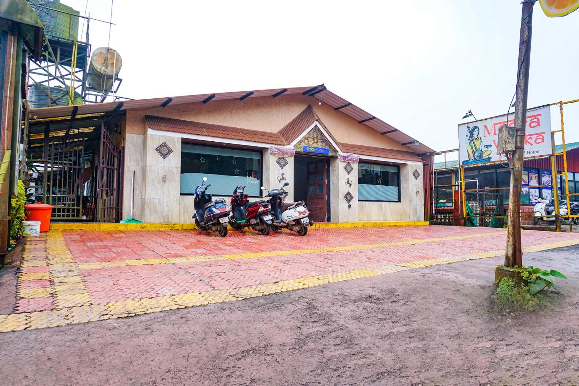 Fabhotel Prime Meera Vatika - Nr Veena Lake Hotel 3*