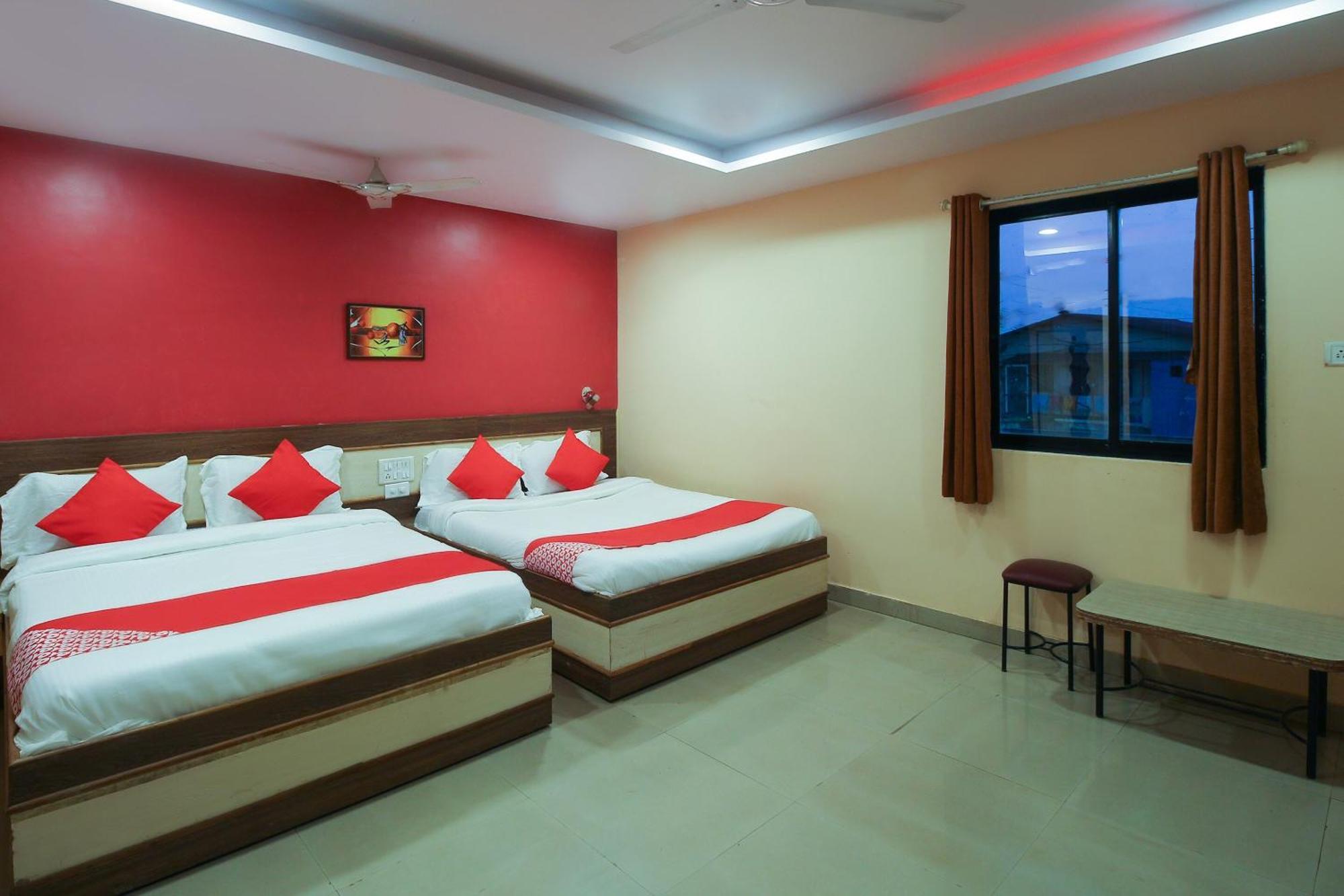 Oyo Nobel Executive Hotel Mahabaleshwar