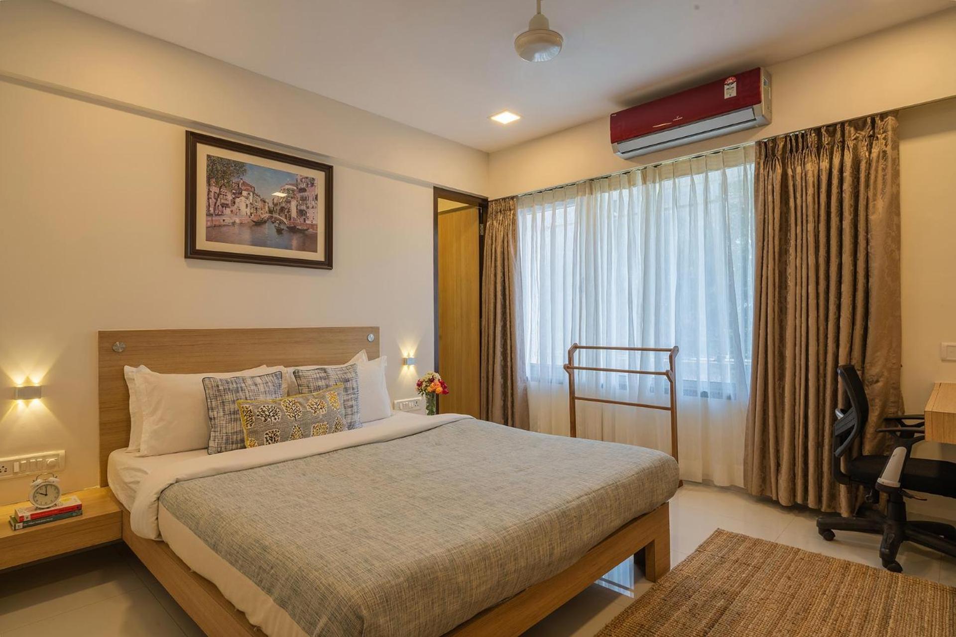 Stayvista's Emilia - Terrace With Deck, Outdoor Jacuzzi, Indoor Activities, Garden, And Gym Villa