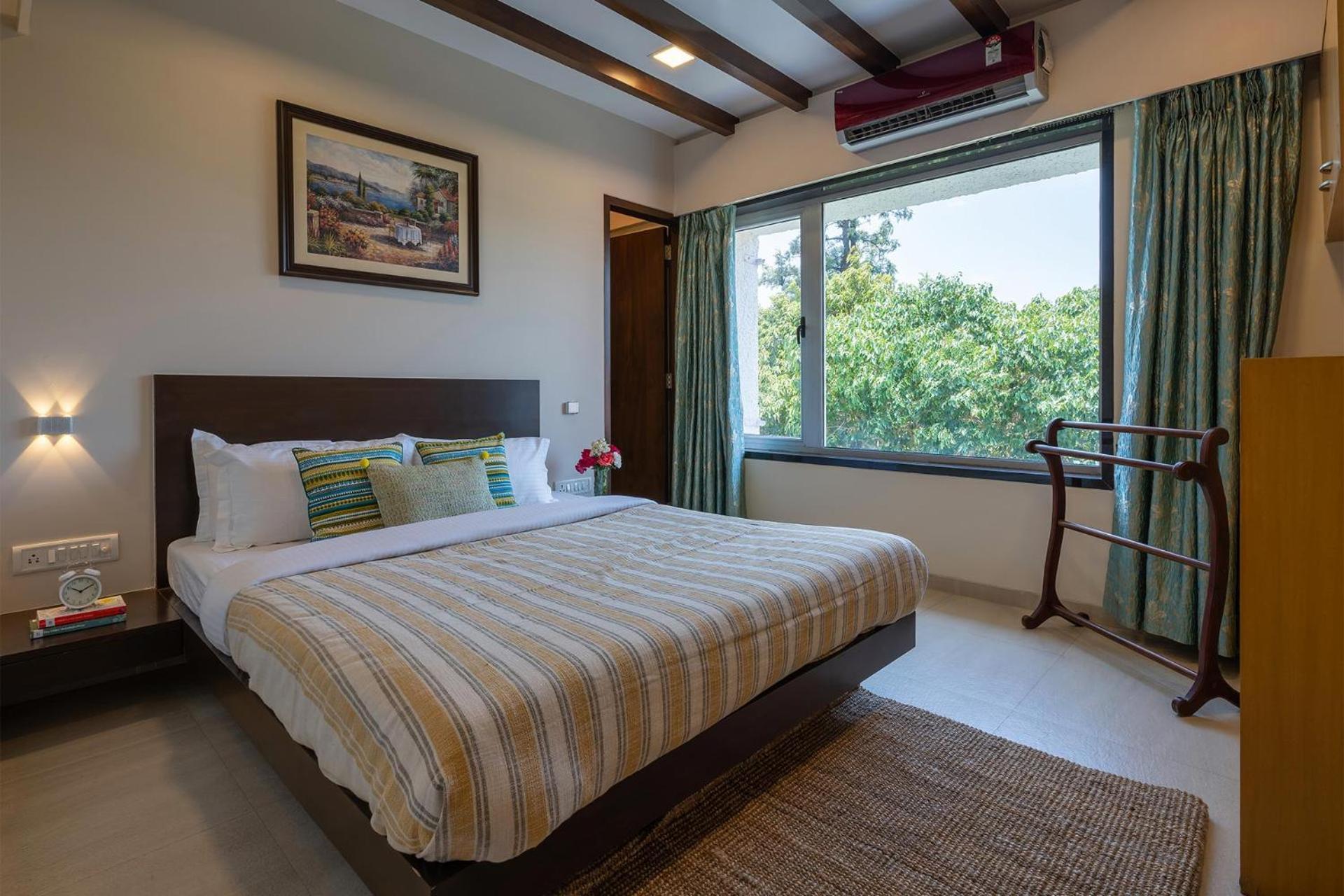Stayvista's Emilia - Terrace With Deck, Outdoor Jacuzzi, Indoor Activities, Garden, And Gym Villa Mahabaleshwar