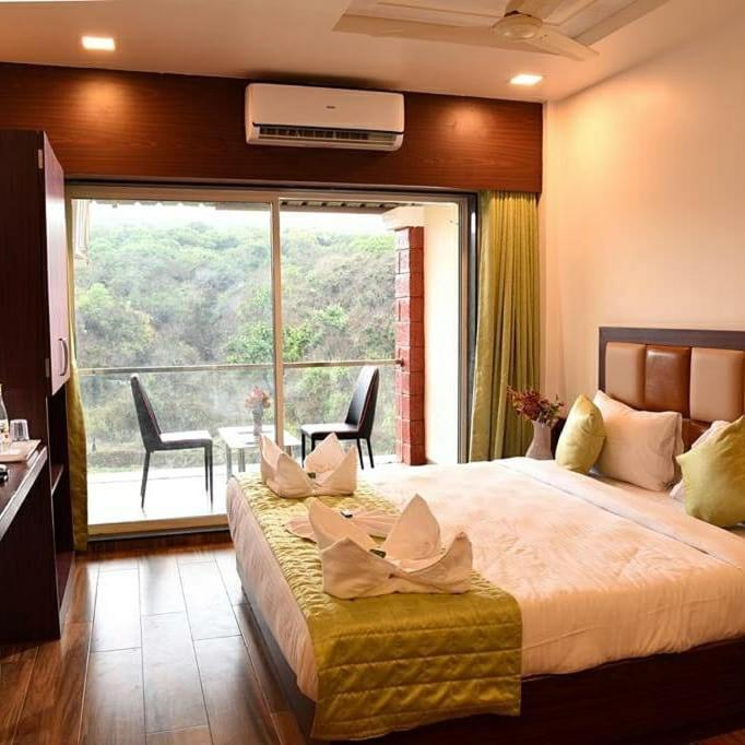 Khushi Riverside &