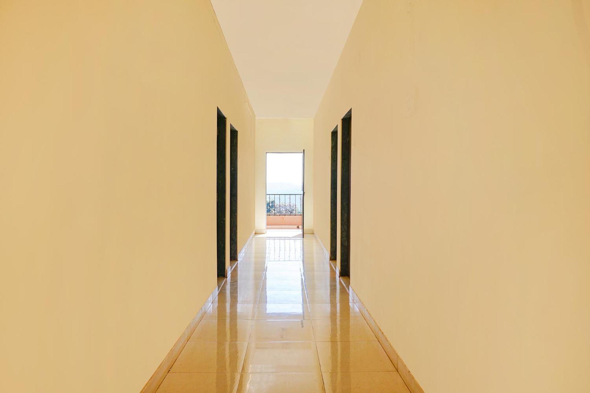Fabexpress Chinar Residency 3*