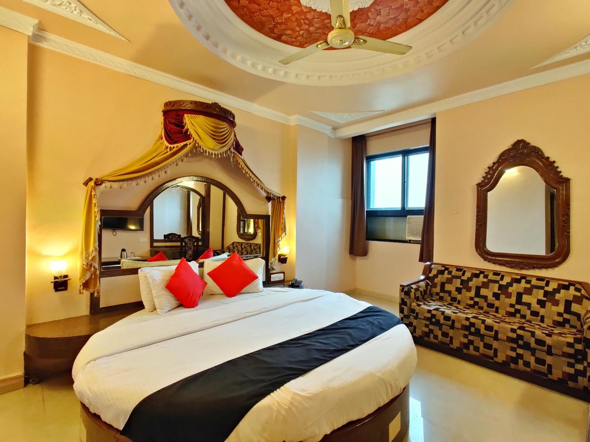 Hotel Pratap Heritage