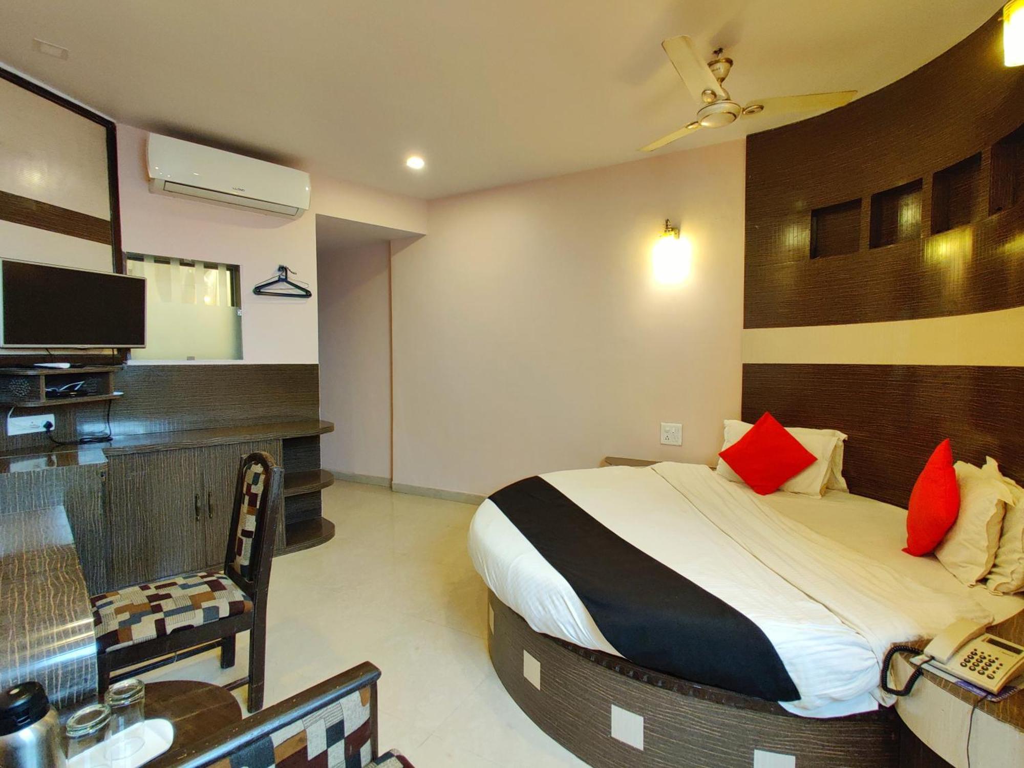 Hotel Pratap Heritage 3*