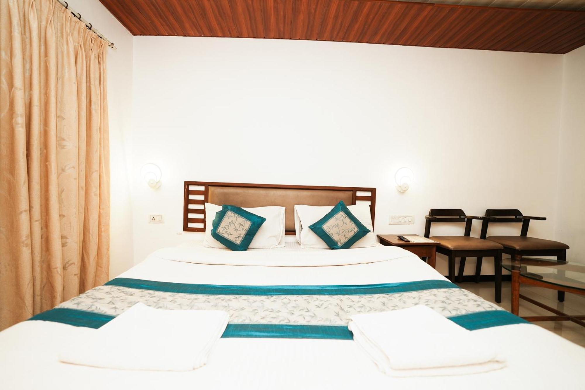 Maharaja Residency 2*