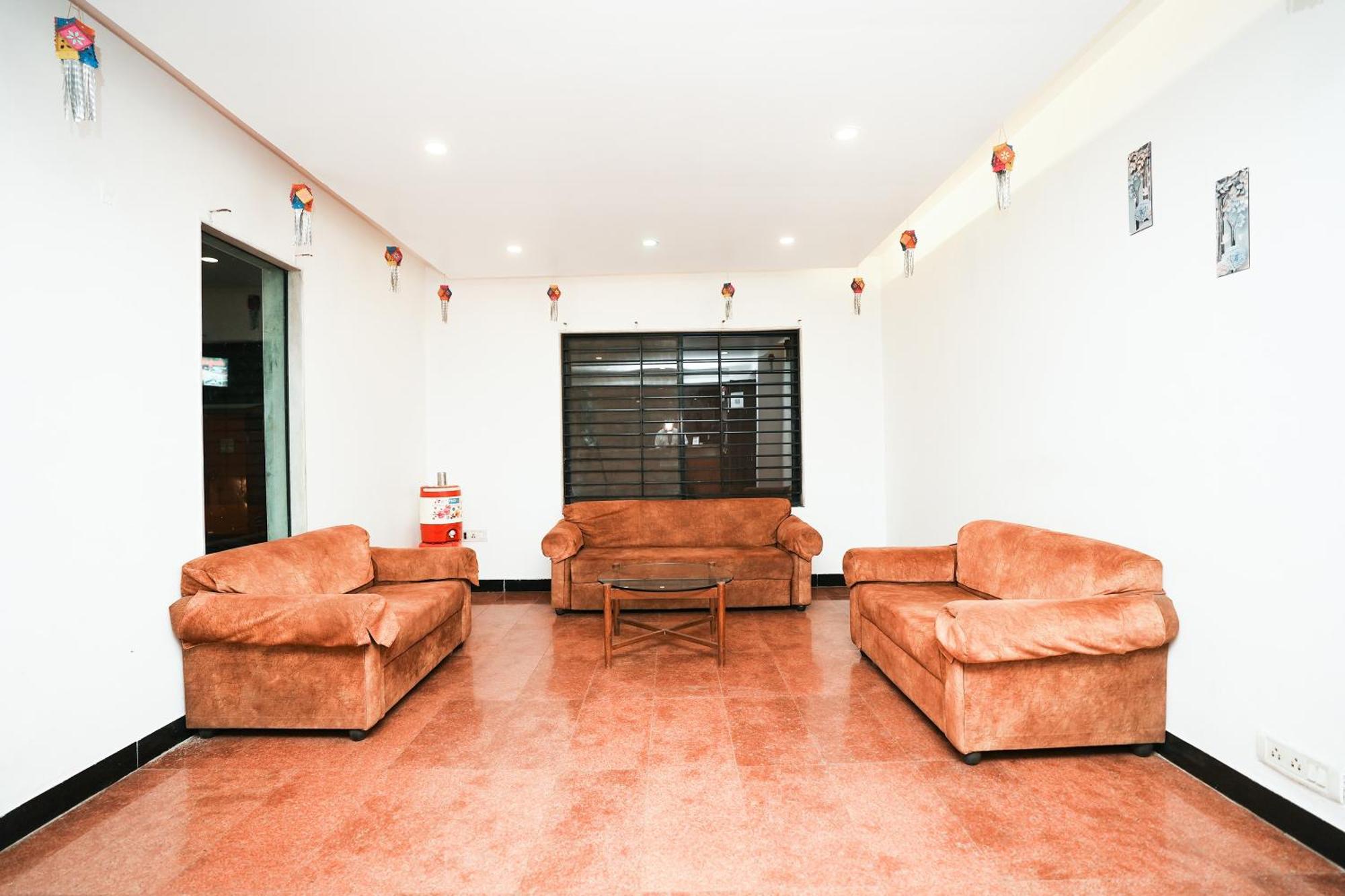 Hotel Maharaja Residency 2*