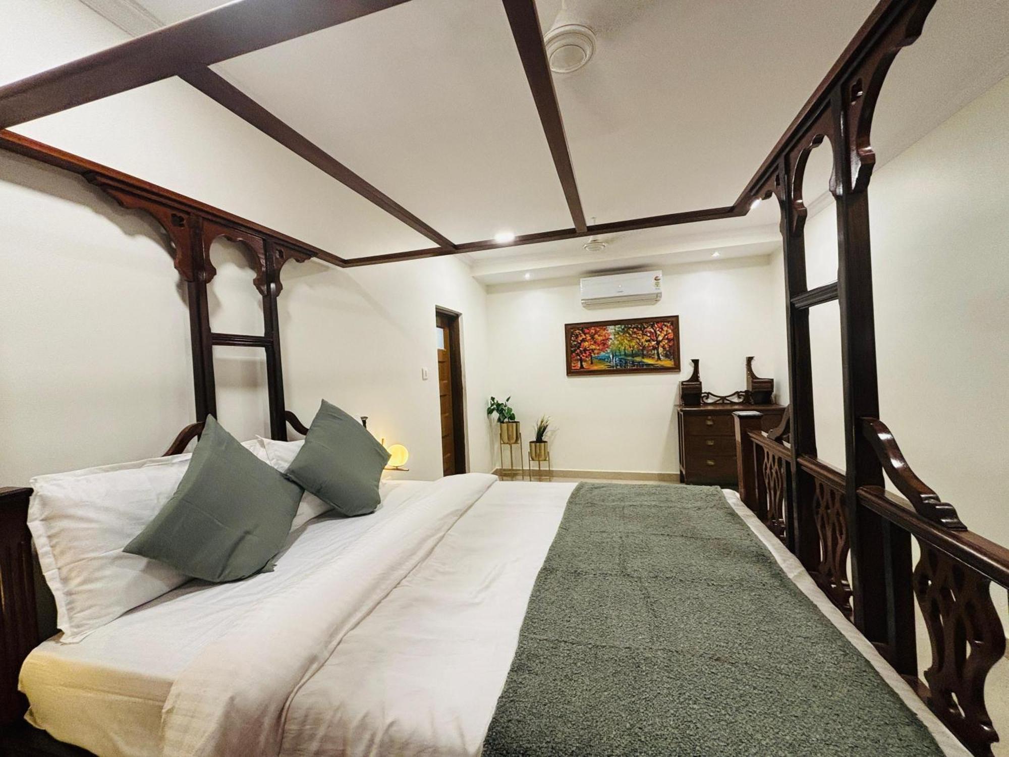 Hotel Coocasa 4*