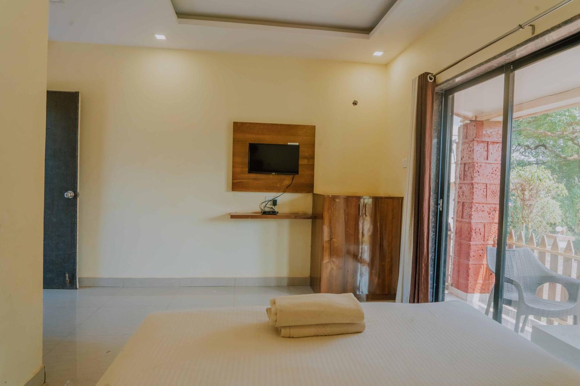 Oakwood Hotel Mahabaleshwar
