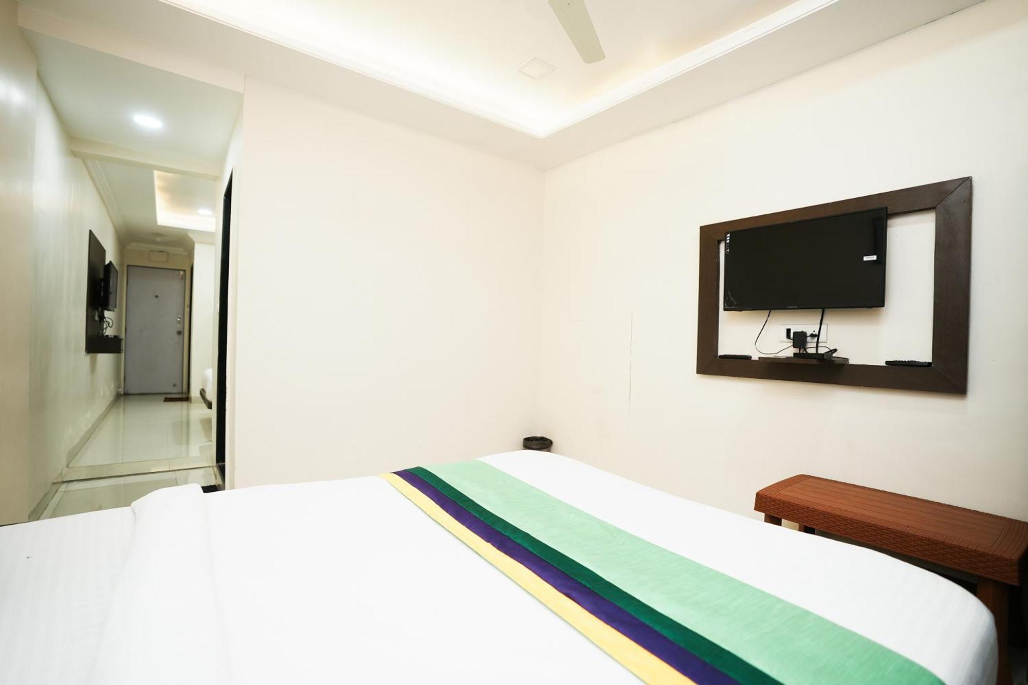 Hotel Kaizen & Resto
