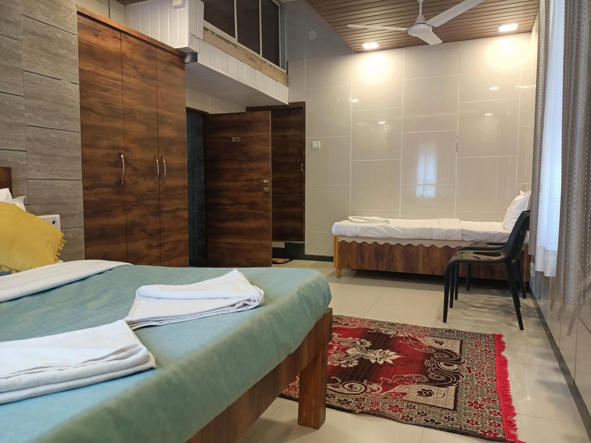 Nikams 6,bhk With Swimming Pool Mahabaleshwar