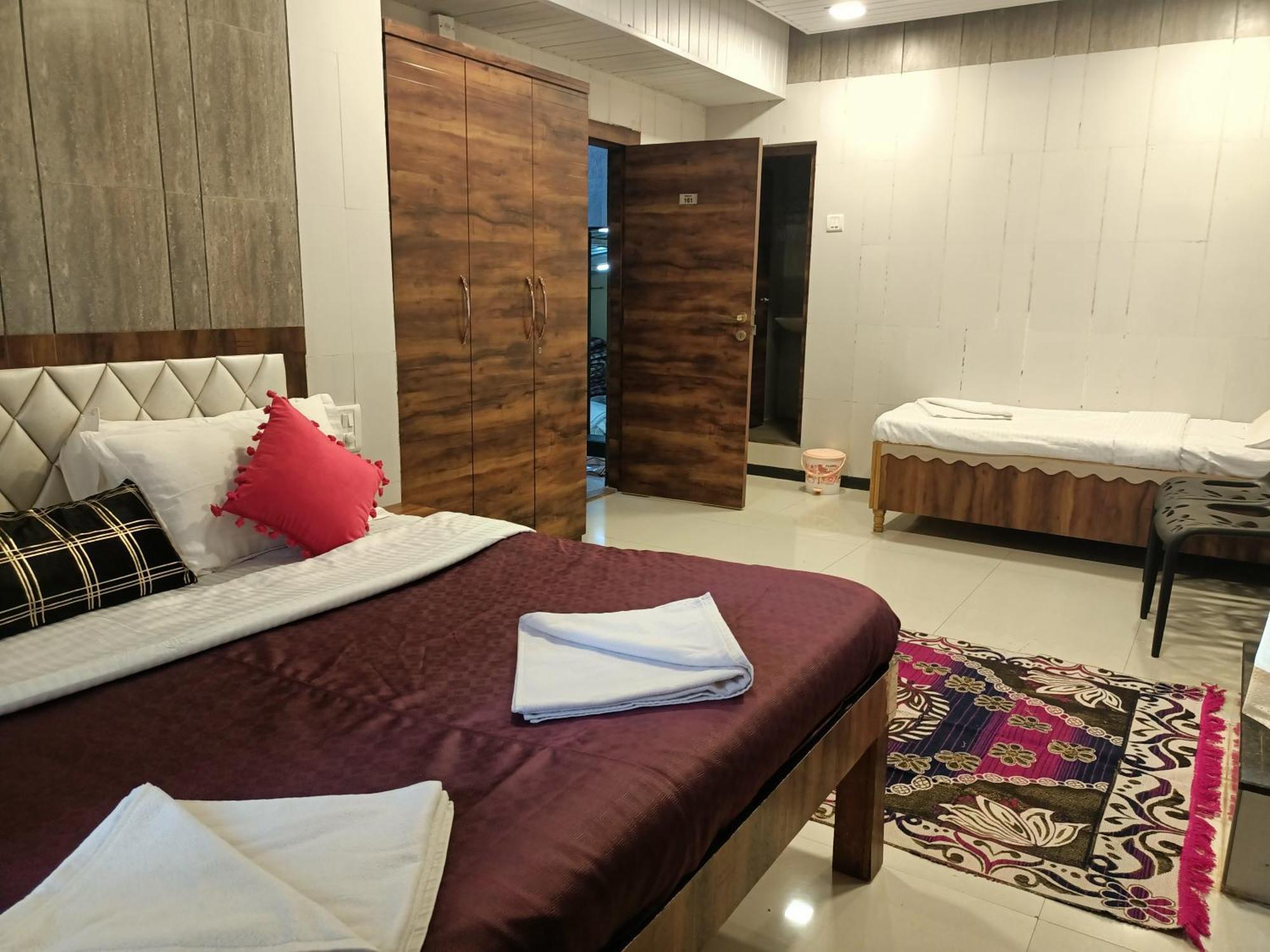 Nikams 6,bhk With Swimming Pool Mahabaleshwar