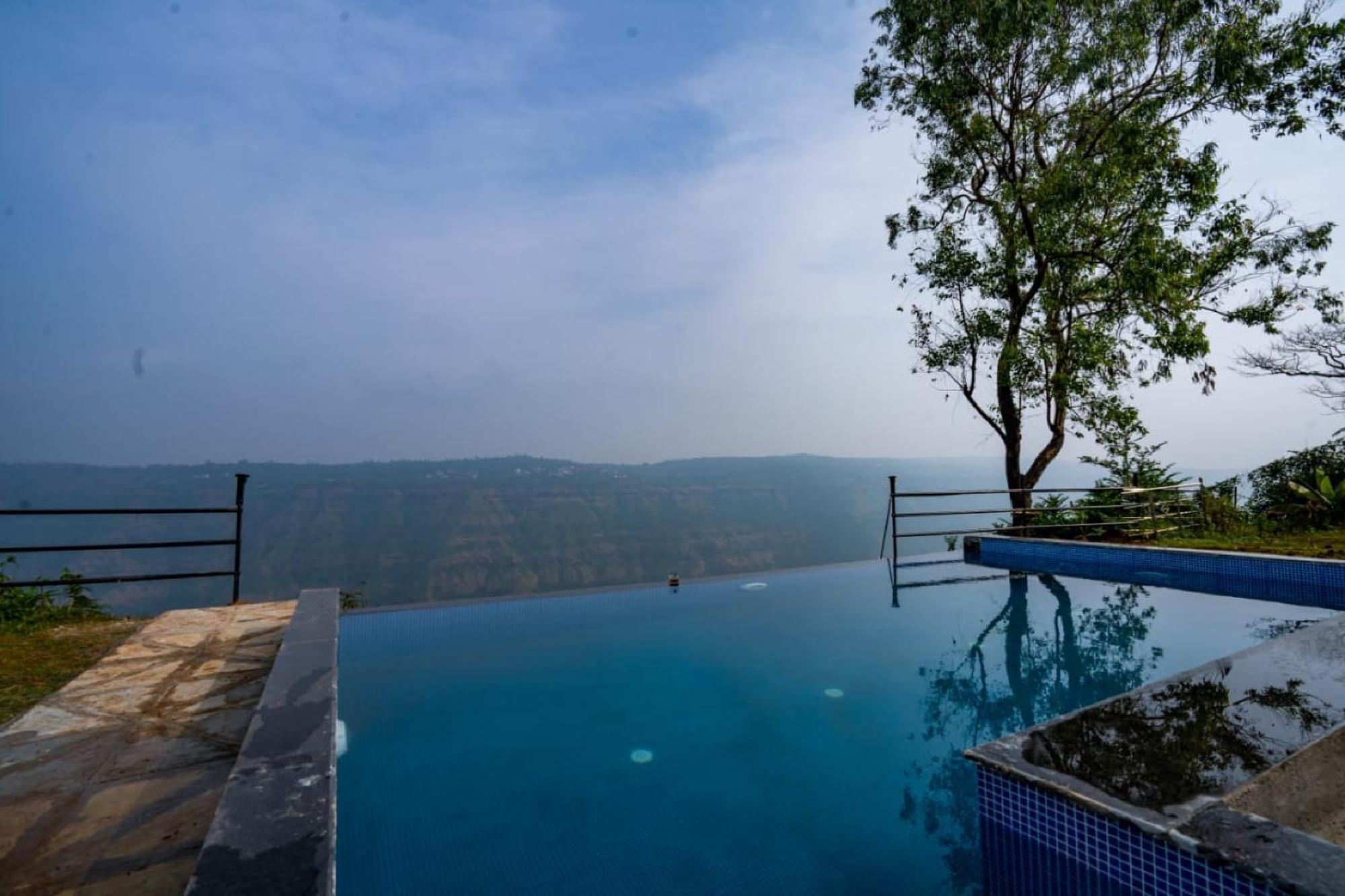 Ariana * Mahabaleshwar