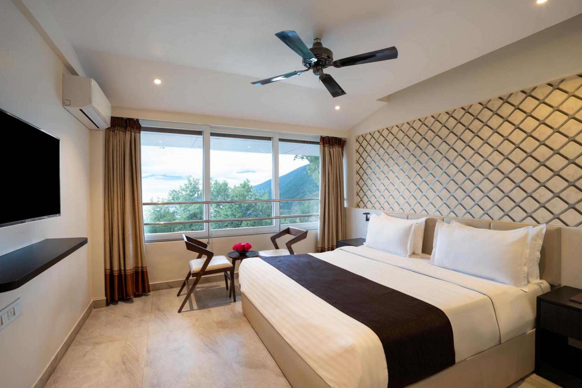 The Grand Legacy & - Tgl - Pure Vegetarian Resort