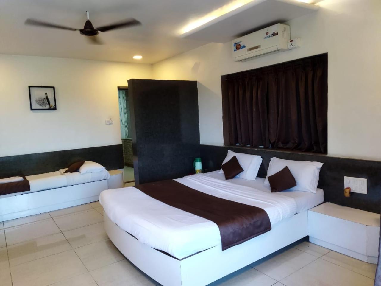 Anupama Hotel